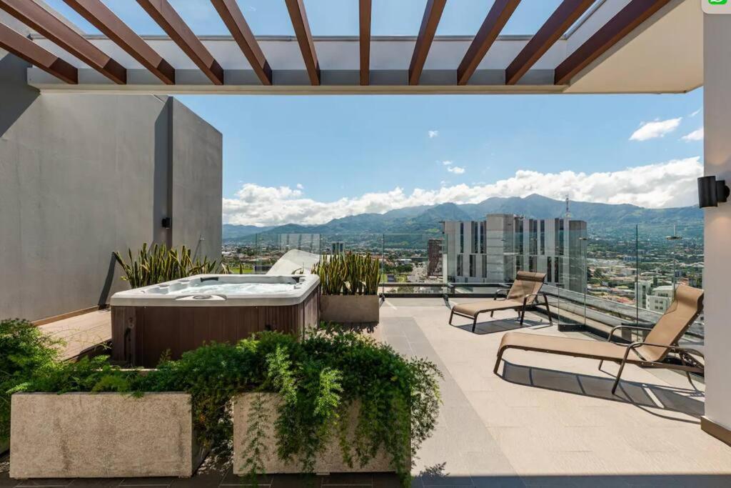 Rooftop Jacuzzi - 18Th Floor Apt City View Mata de Palo Exterior photo